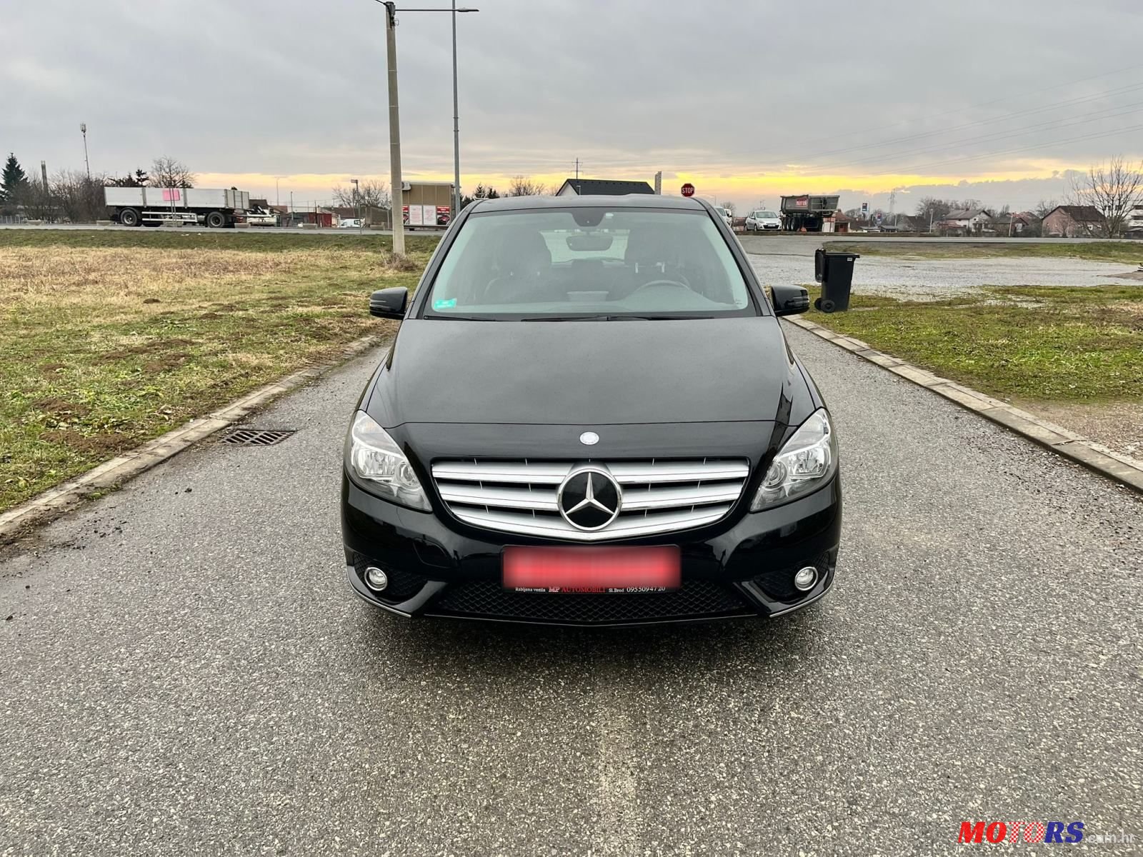 2011' Mercedes-Benz B-Klasa 180 Cdi photo #2