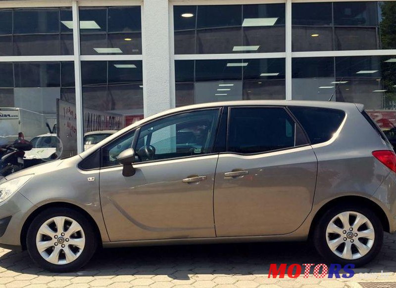 2011' Opel Meriva 1,3 Cdti photo #1