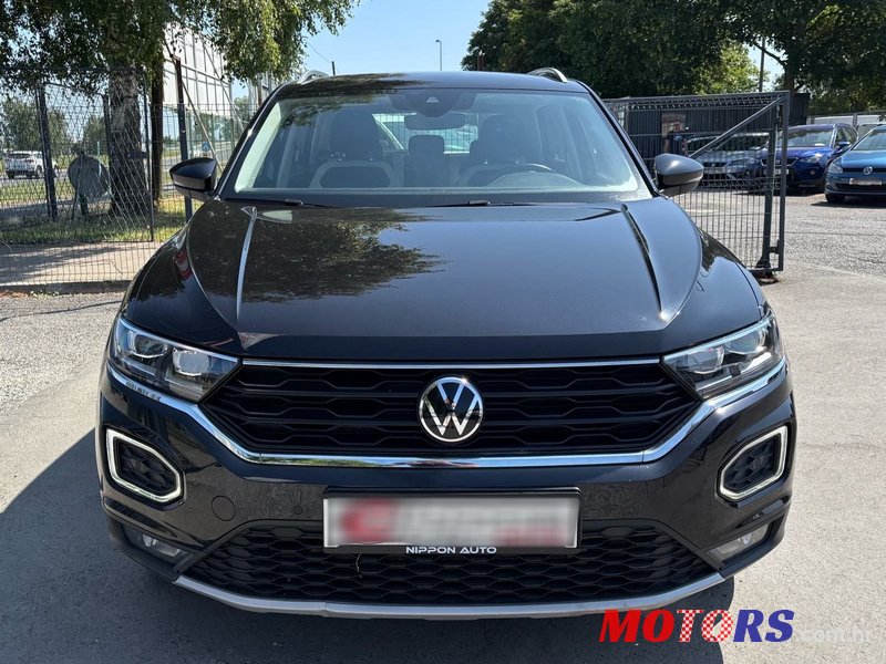 2021' Volkswagen T-Roc 2,0 photo #2
