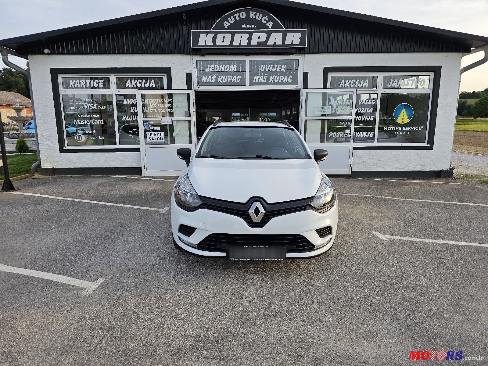 2017' Renault Clio photo #2