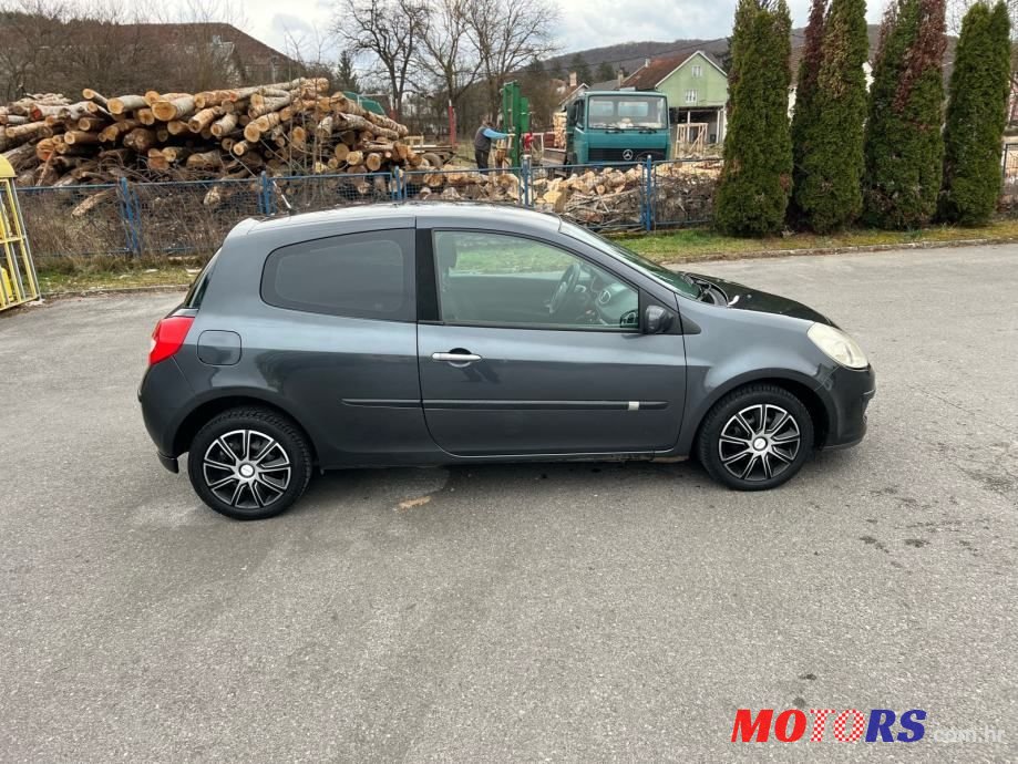 2008' Renault Clio 1,2 photo #3