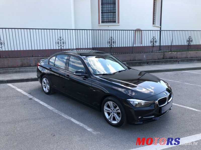 2014' BMW Serija 3 318D photo #4