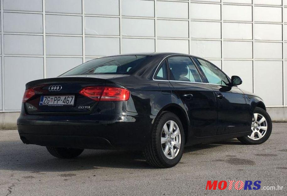 2009' Audi A4 2,0 Tdi photo #2