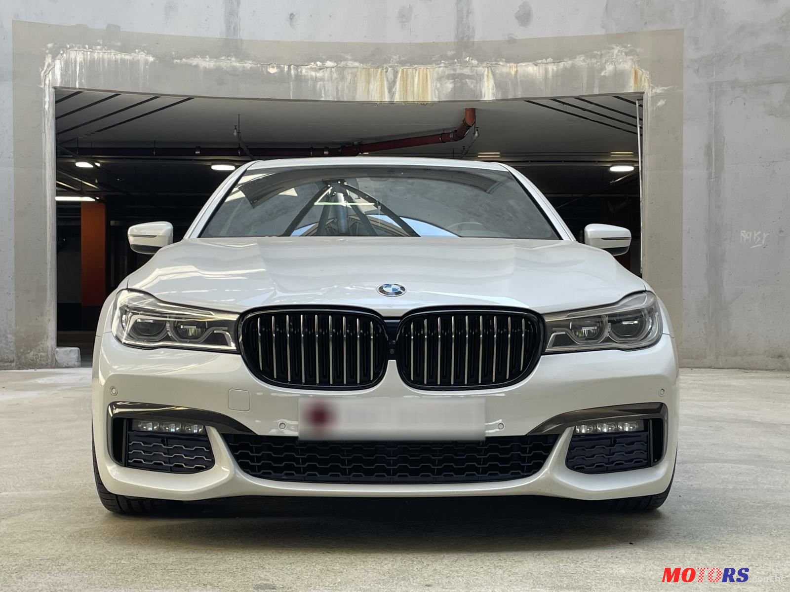 2016' BMW Serija 7 730D photo #2