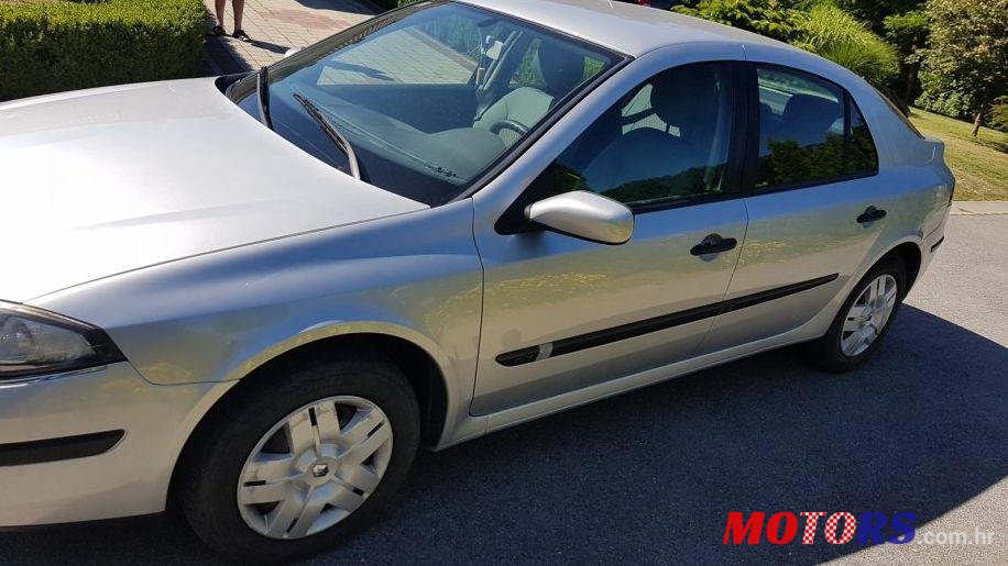 2005' Renault Laguna 1,6 16V photo #1