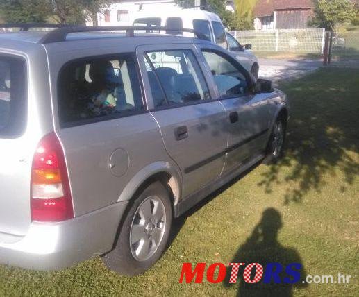 2003' Opel Astra Caravan photo #2