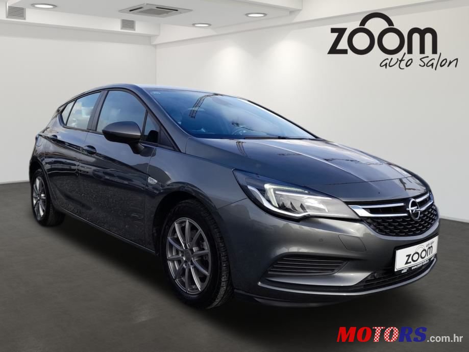 2018' Opel Astra 1.6 Cdti photo #2