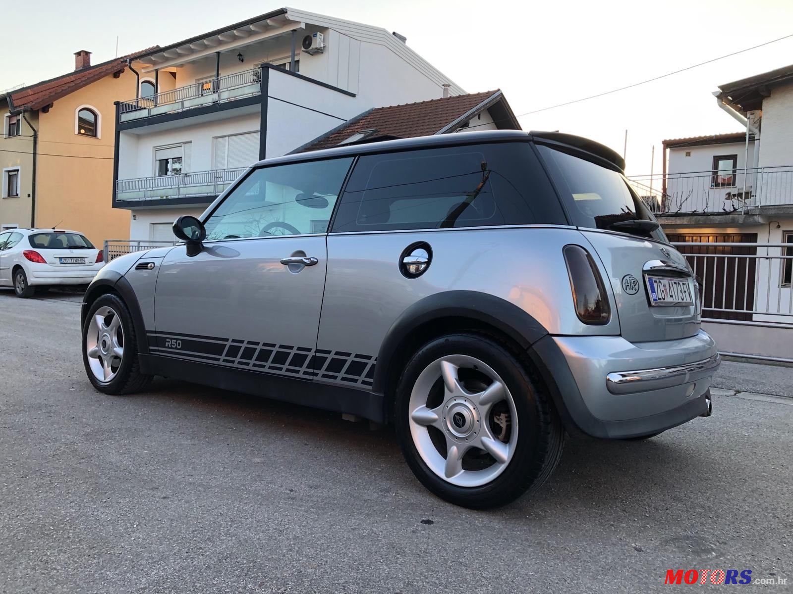 2002' MINI Cooper Mini One photo #6