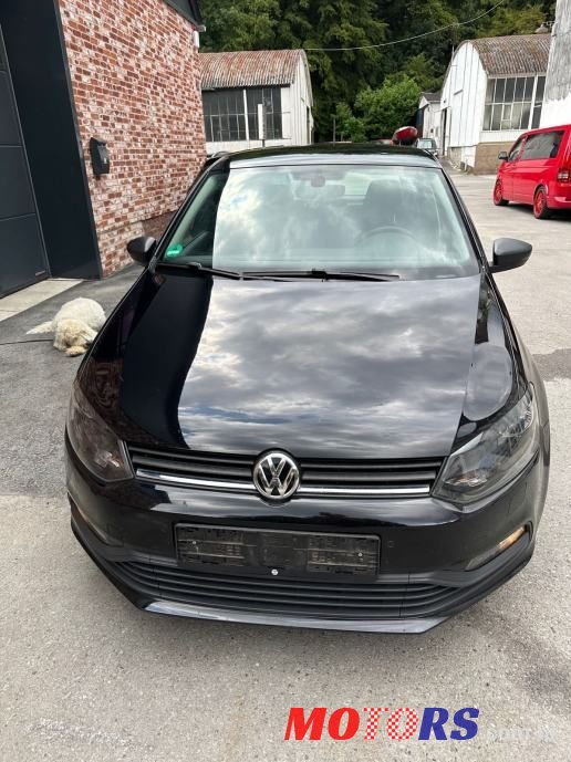 2016' Volkswagen Polo photo #1