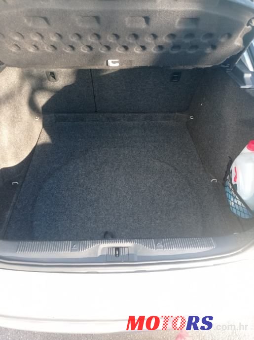 2011' Skoda Octavia 1,6 Tdi photo #6