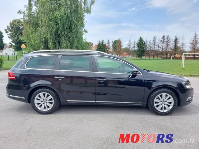 2013' Volkswagen Passat Variant photo #5