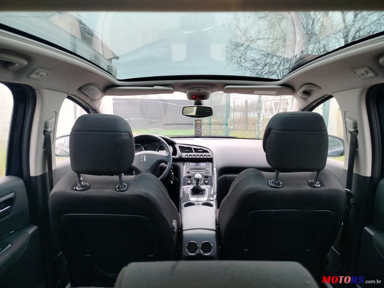 2009' Peugeot 3008 2,0 Hdi photo #2
