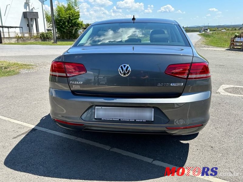 2017' Volkswagen Passat 2,0 Tdi Bmt photo #4