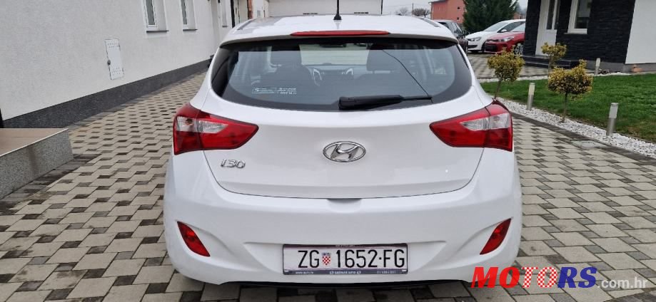 2013' Hyundai i30 photo #4