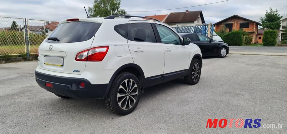 2013' Nissan Qashqai 1,6 Dci 360 photo #6