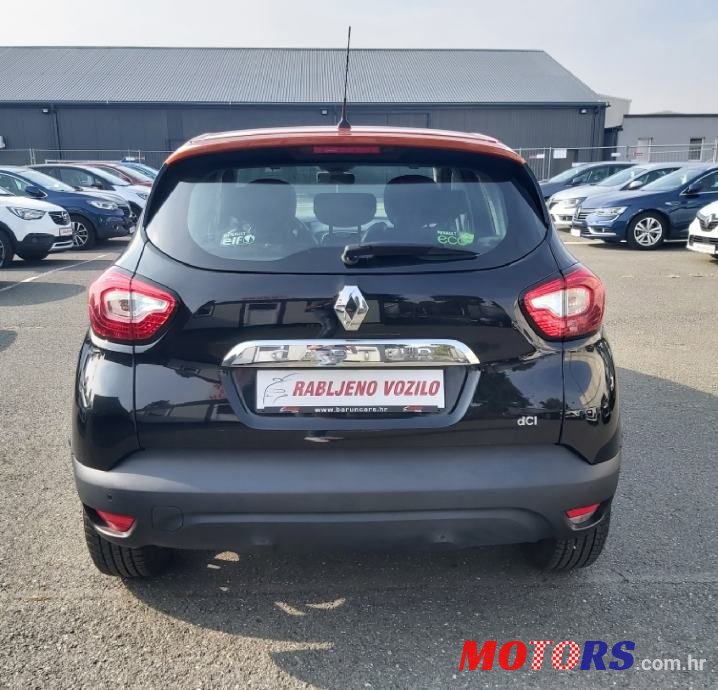 2015' Renault Captur Dci 90 photo #5