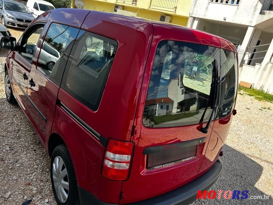 2014' Volkswagen Caddy 1,6 Tdi Bmt photo #3