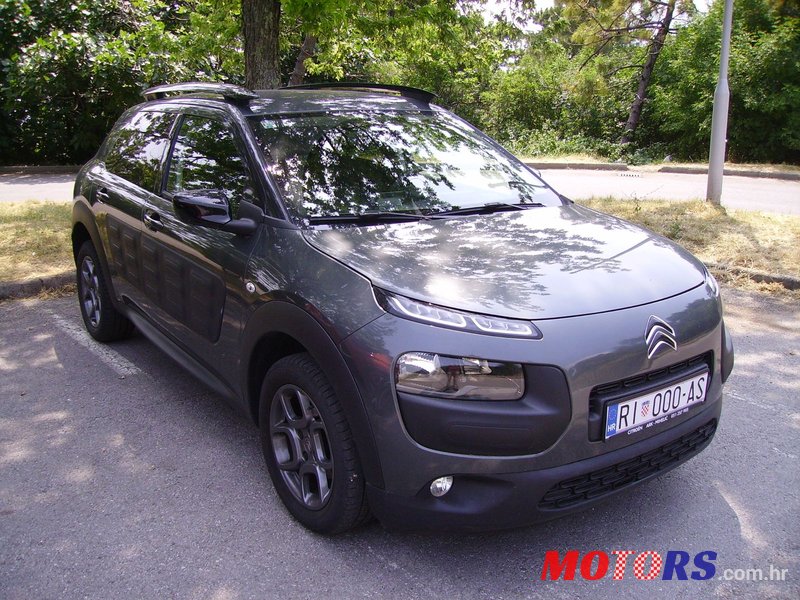 2016' Citroen C4 Cactus 1.2 turbo 110 KS photo #4