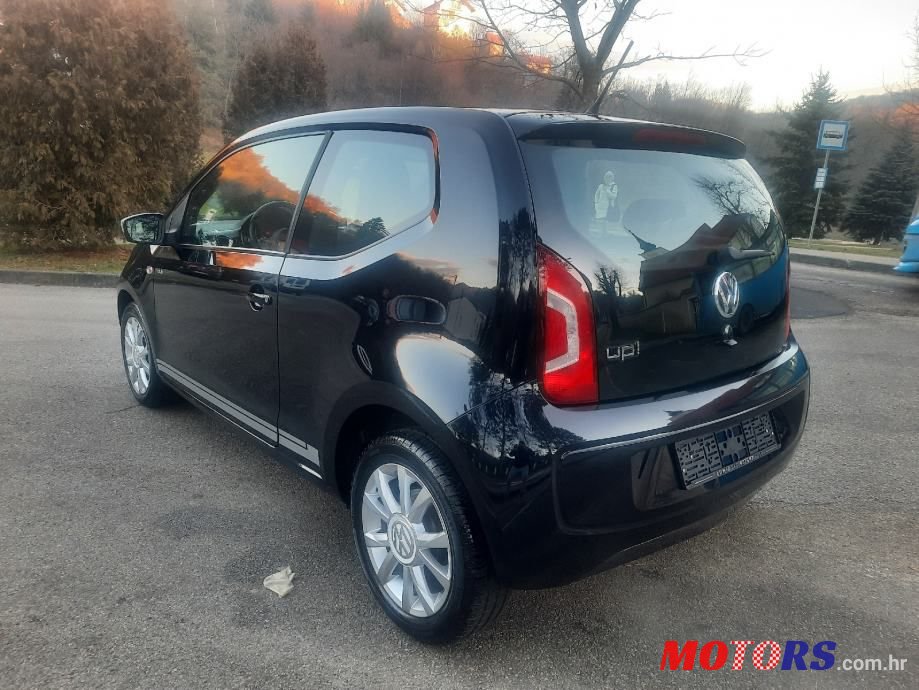 2016' Volkswagen Up! 1,0 photo #5