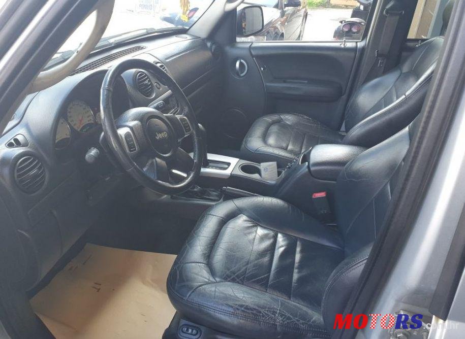 2004' Jeep Cherokee 2,8 Crd photo #2