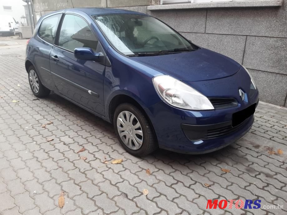2005' Renault Clio 1,4 16V photo #2