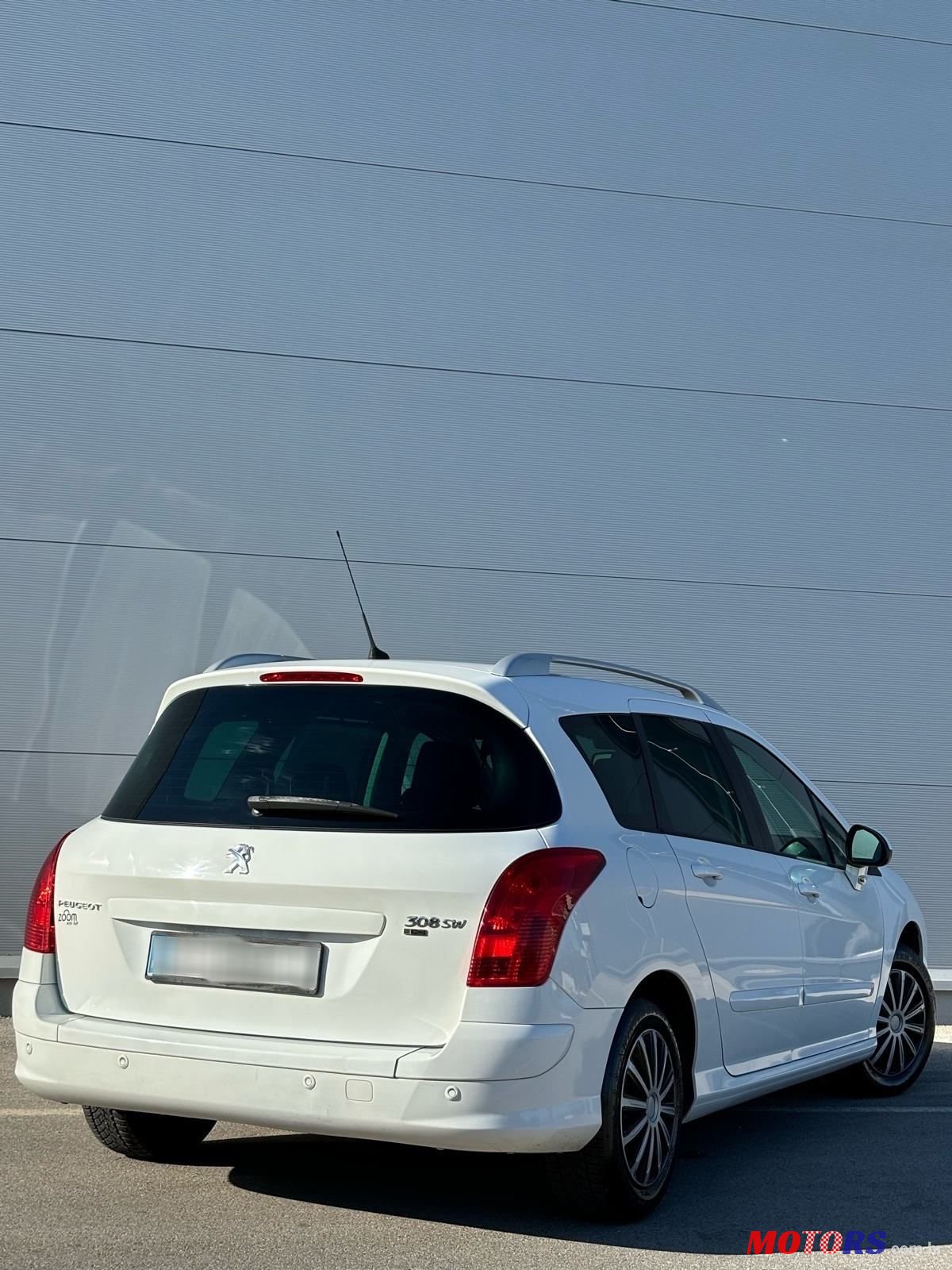 2013' Peugeot 308 Sw photo #5