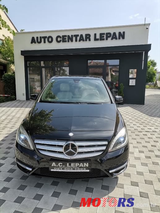 2013' Mercedes-Benz B-Klasa 180 Cdi photo #1
