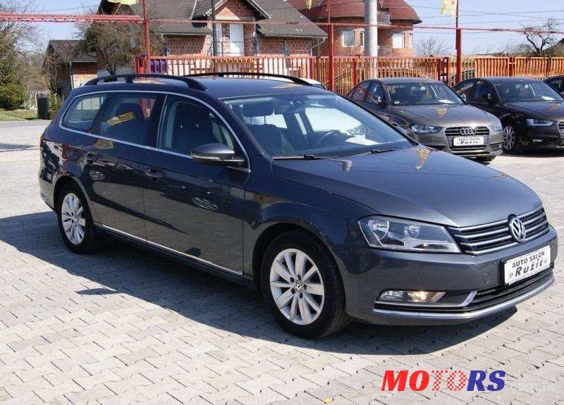 2013' Volkswagen Passat Variant 1,6 Tdi Bmt photo #1