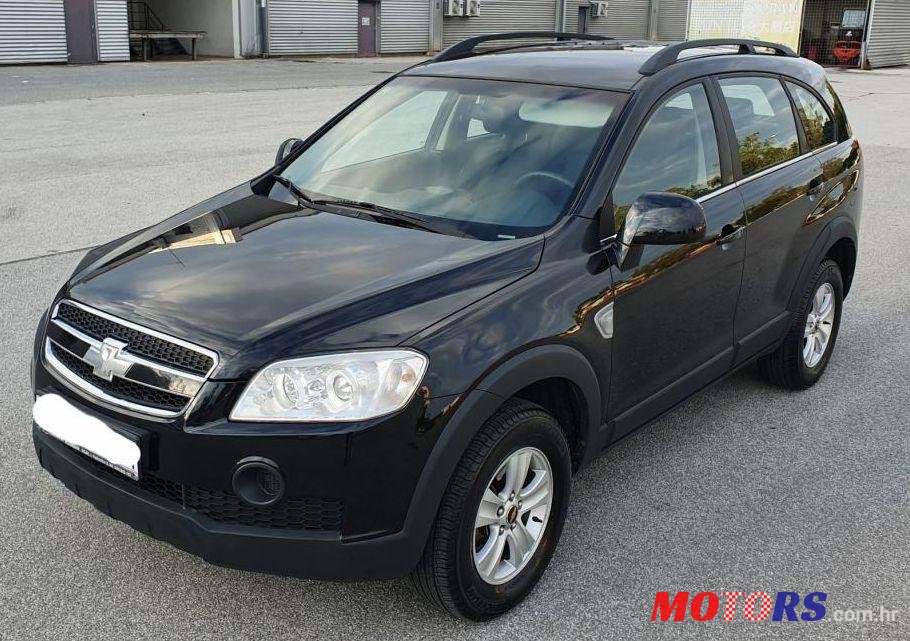 2010' Chevrolet Captiva 2,0 D photo #1