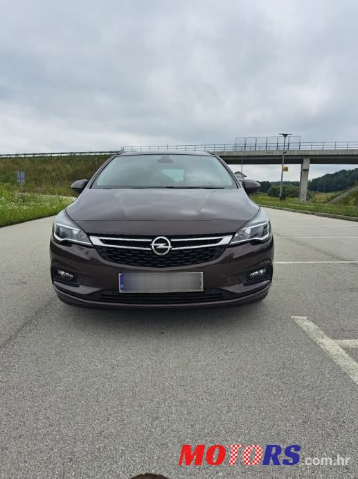 2018' Opel Astra 1.6 Cdti photo #2