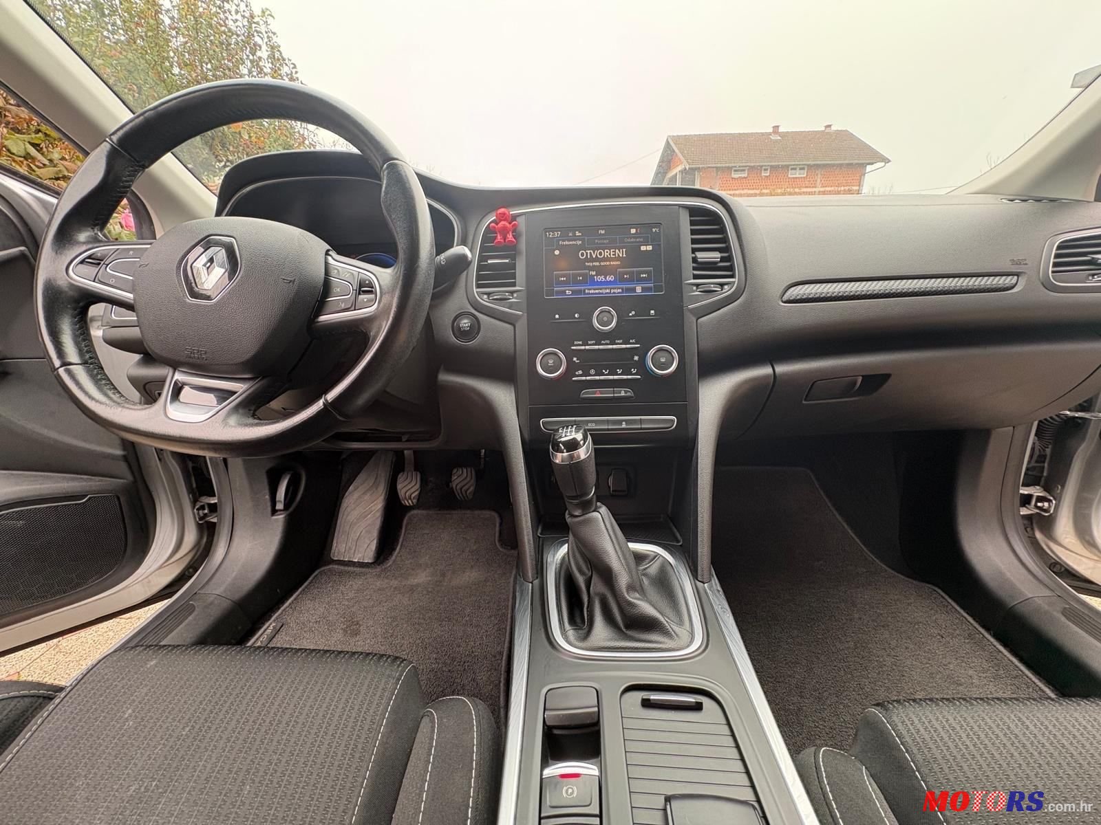 2017' Renault Megane Dci 110 photo #5