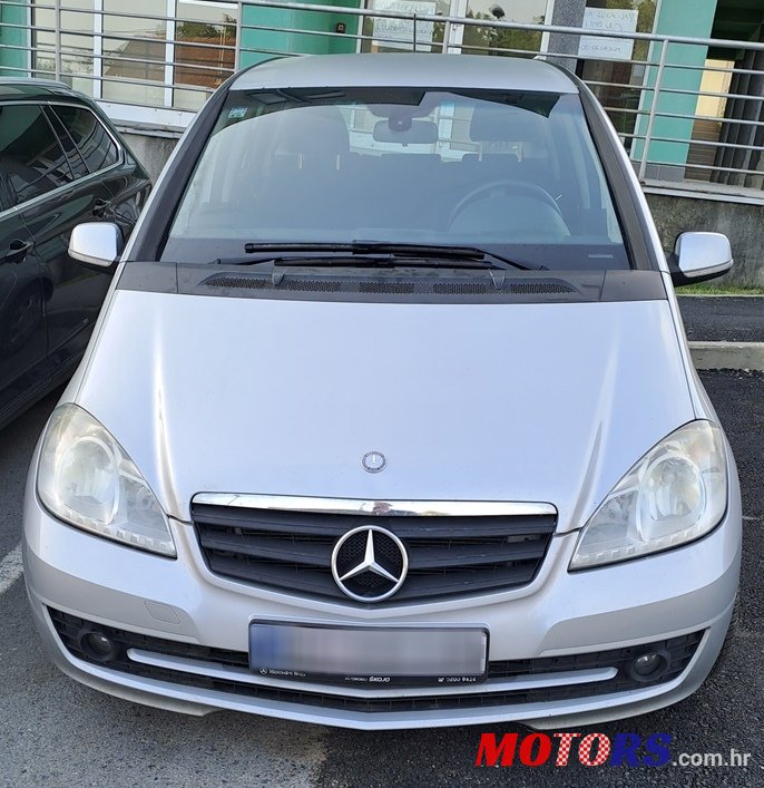 2010' Mercedes-Benz photo #1