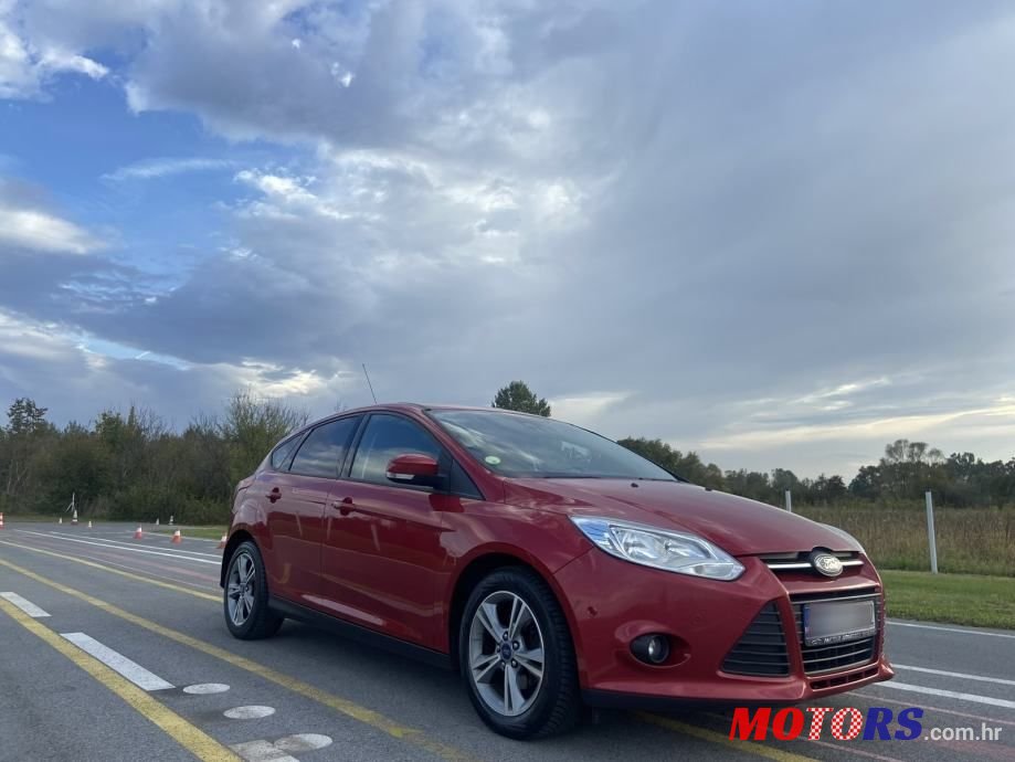 2014' Ford Focus photo #2