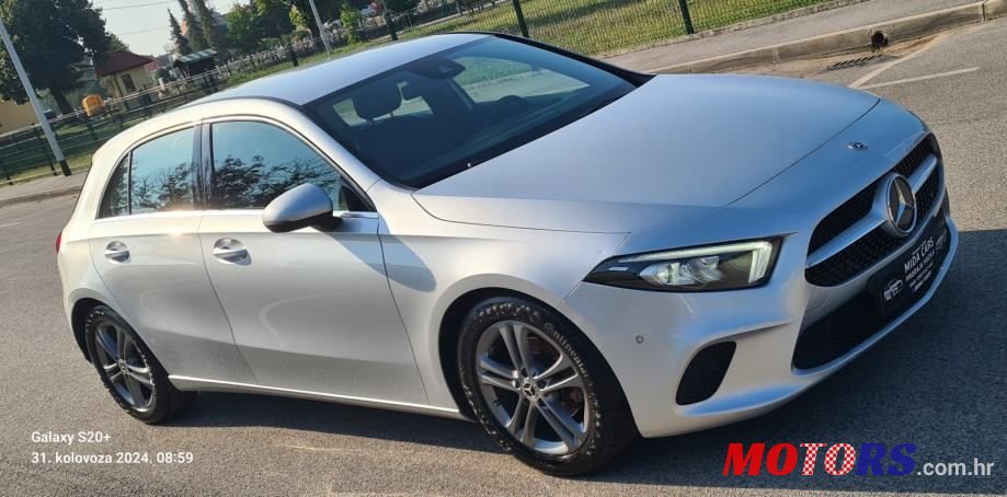 2019' Mercedes-Benz A-Klasa 160 photo #4