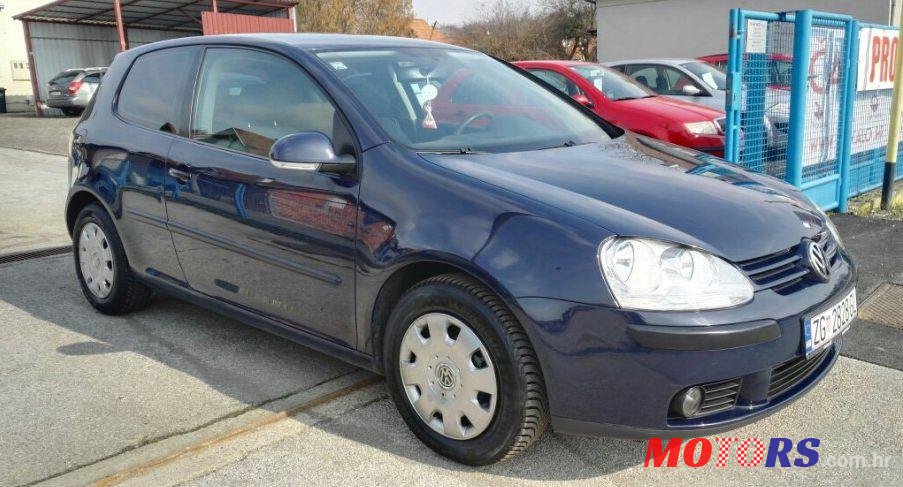 2005' Volkswagen Golf V 1,9 Tdi photo #2