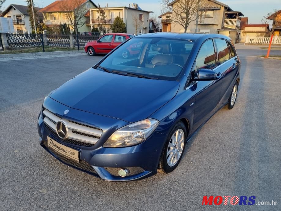 2012' Mercedes-Benz B-Klasa 180 Cdi photo #1