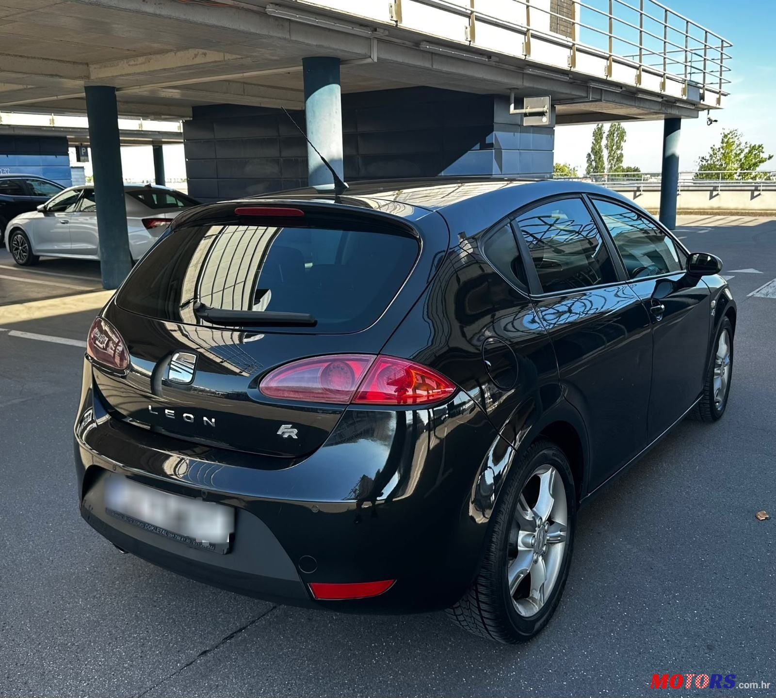 2008' SEAT Leon Fr 2,0 Tdi photo #5
