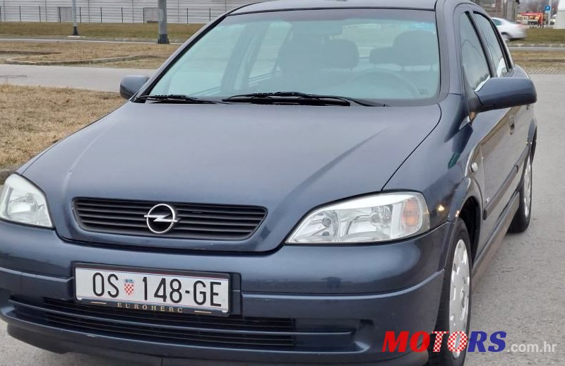 2006' Opel Astra 1,4 16V photo #1