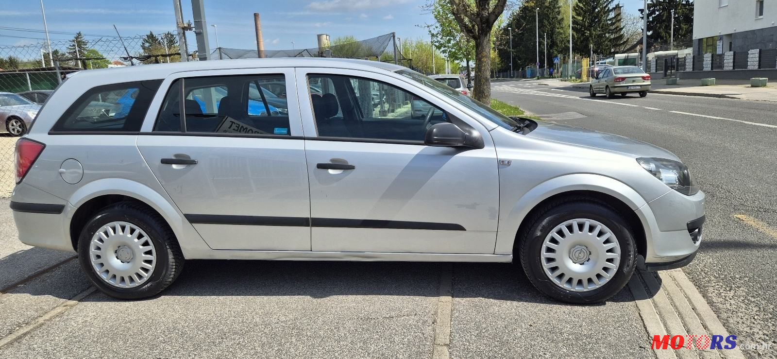 2006' Opel Astra Karavan photo #5