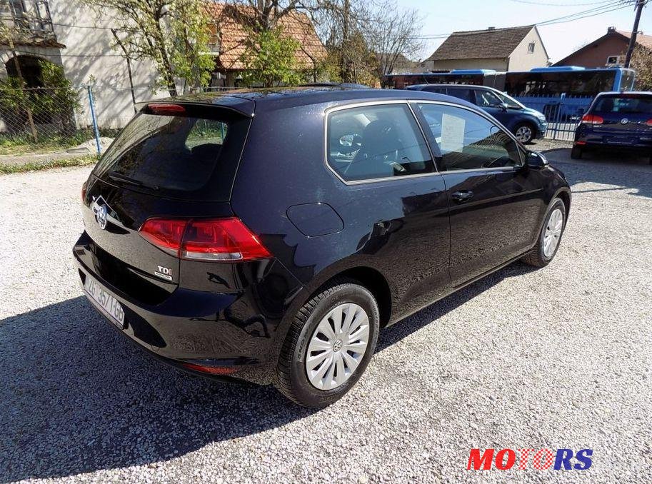 2013' Volkswagen Golf VII 1,6 Tdi Bmt photo #2