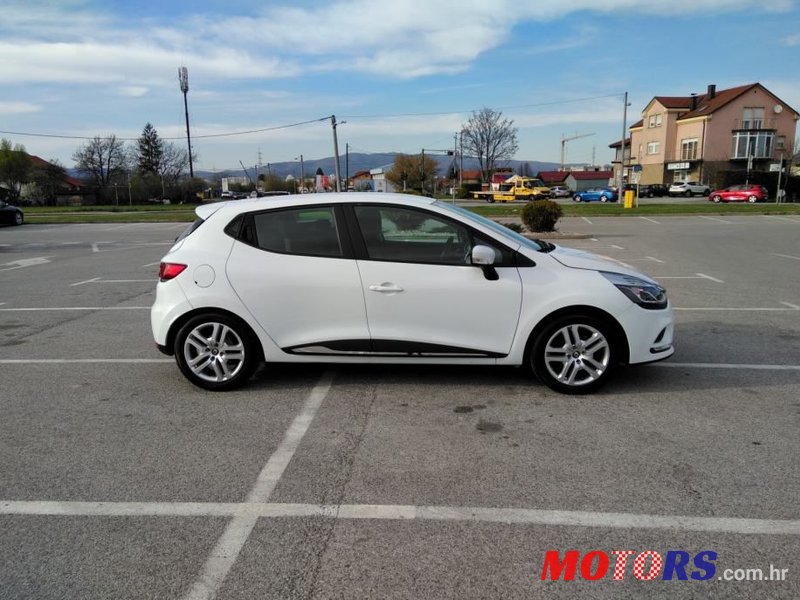 2019' Renault Clio Dci photo #3