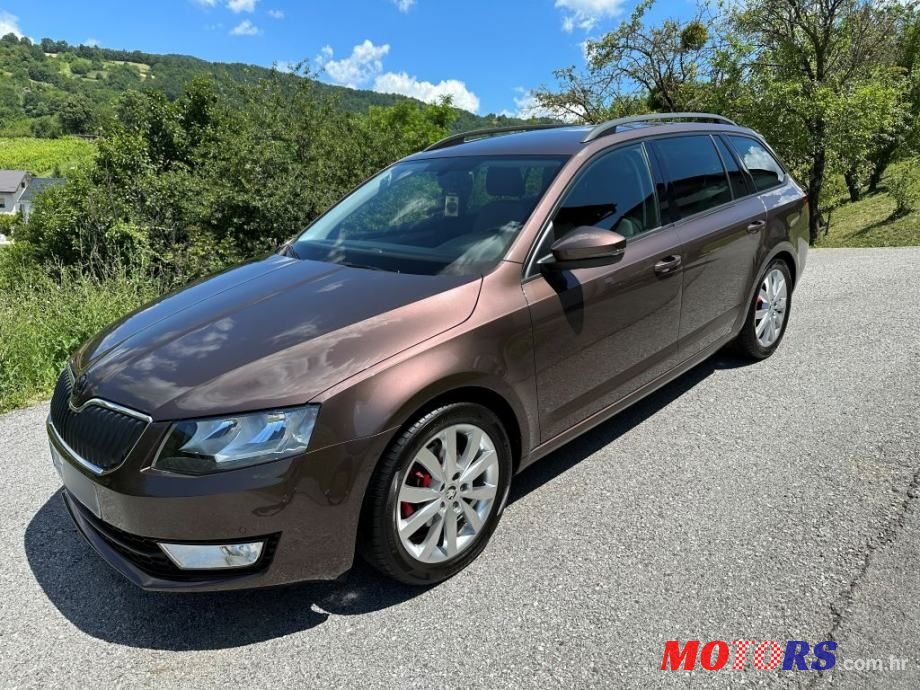 2016' Skoda Octavia Combi photo #1