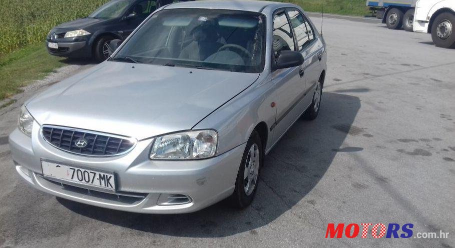 2002' Hyundai Accent 1,3 Gl photo #1