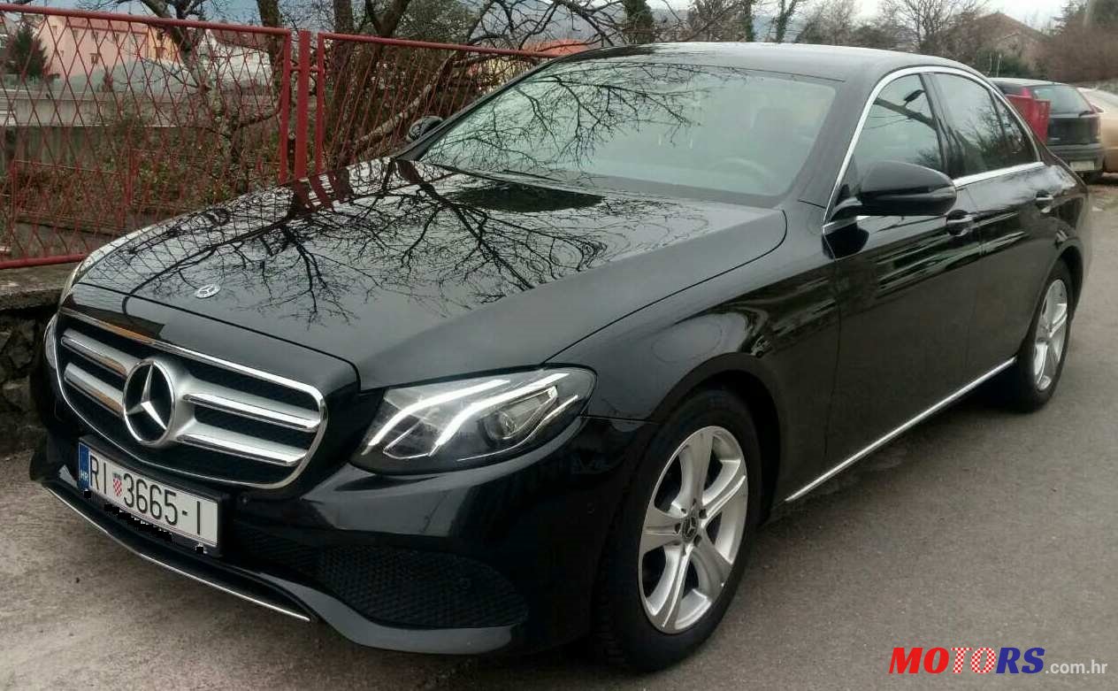 2017' Mercedes-Benz 220E Avandgarde Edition 1 Aut photo #3