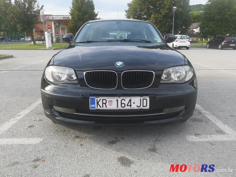 2009' BMW Serija 1 116D photo #1