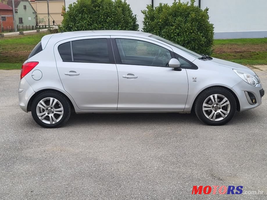 2013' Opel Corsa 1,3 Cdti photo #4