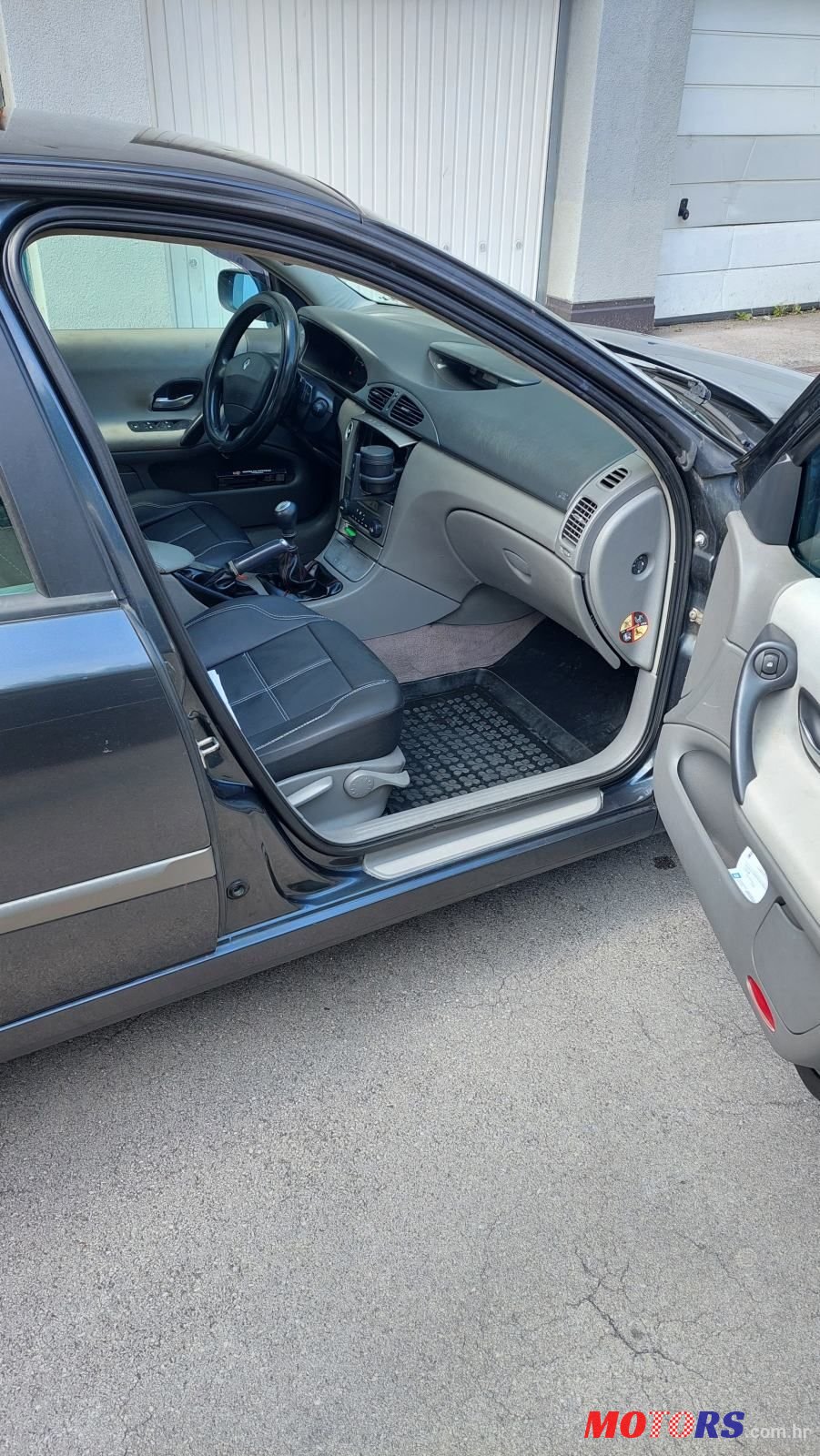 2003' Renault Laguna 1,9 Dci photo #6