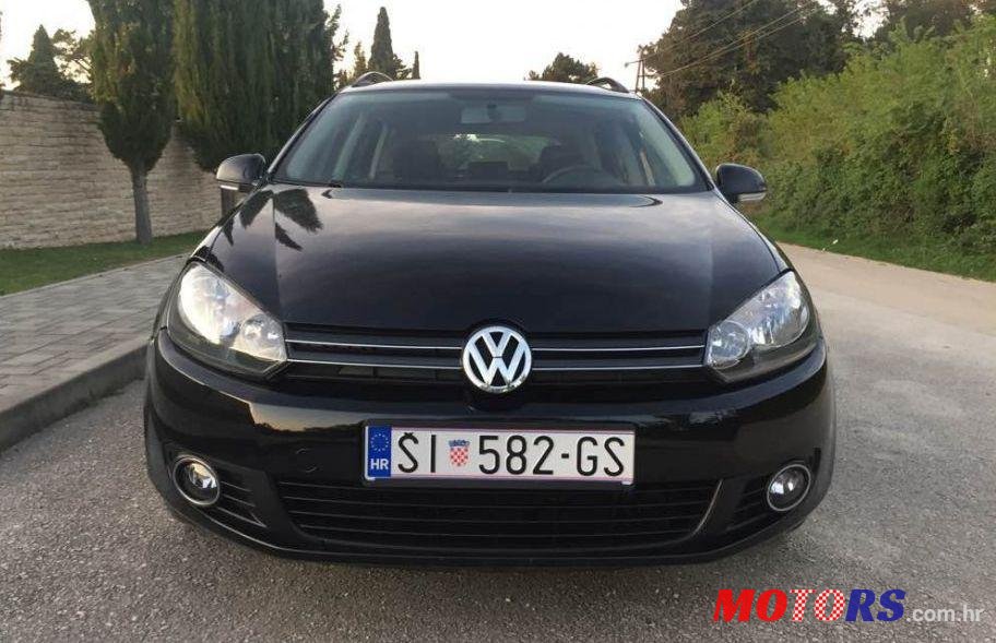 2010' Volkswagen Golf VI Variant photo #2