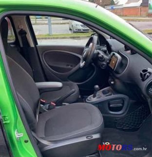 2017' Smart Forfour Eq photo #4