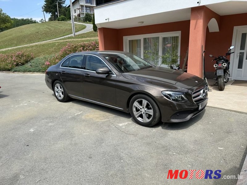 2016' Mercedes-Benz E-Klasa 220 D photo #1